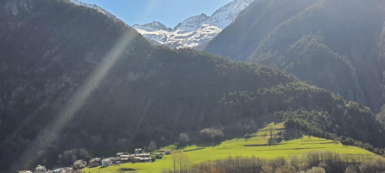 Casa Indipendente Val D'Ayas - Challand Saint Anselme Dış mekan fotoğraf